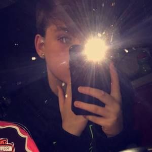 Meet your Posher, Kyle